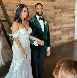 Meet your Posher, Eiona